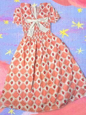 NWT Ivy City Co Alice Strawberry Coquette Kawaii Dress with Smock Waist